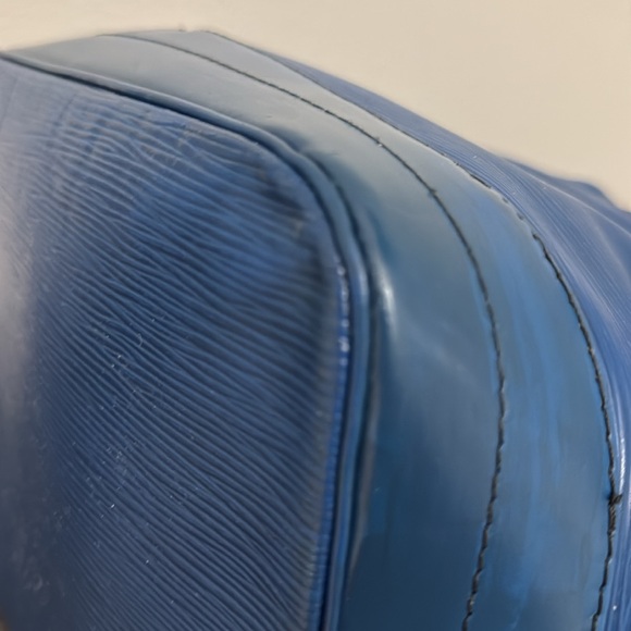 Preloved Louis Vuitton epi Noe GM bucket bag - Picture 5 of 16